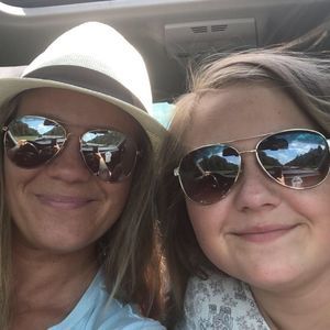 Meet your Posher, Angela